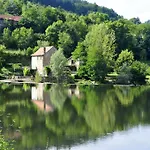 Camping Domaine Du Surgie Figeac